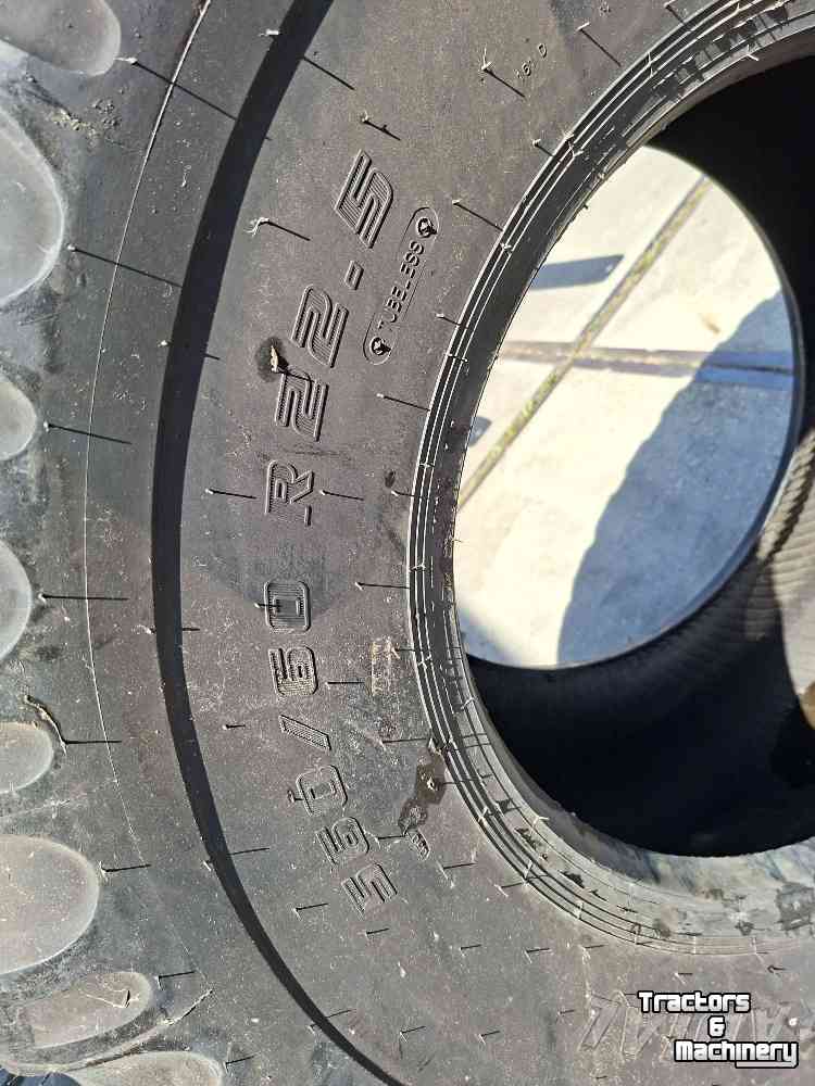 Wielen, Banden, Velgen & Afstandsringen Mitas 560/60R22.5