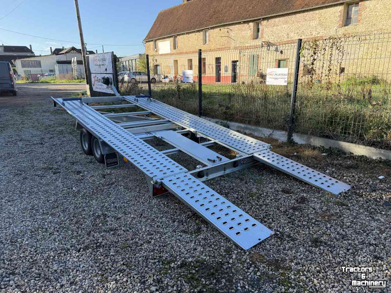 Auto-aanhangwagen t/m 3500 Kg Saris Porte voiture