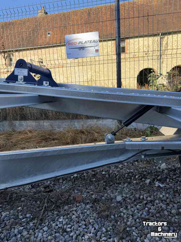 Auto-aanhangwagen t/m 3500 Kg Saris Porte voiture
