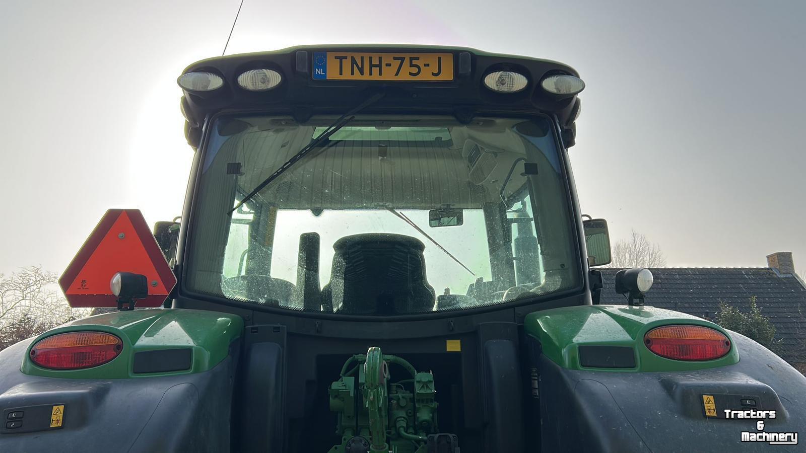 Tractor / Trekker John Deere 6130R