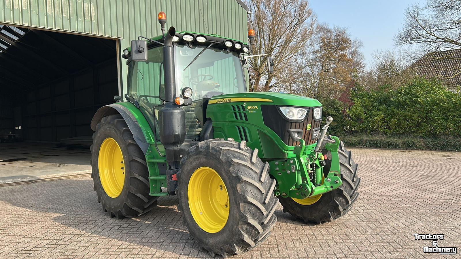 Tractor / Trekker John Deere 6130R
