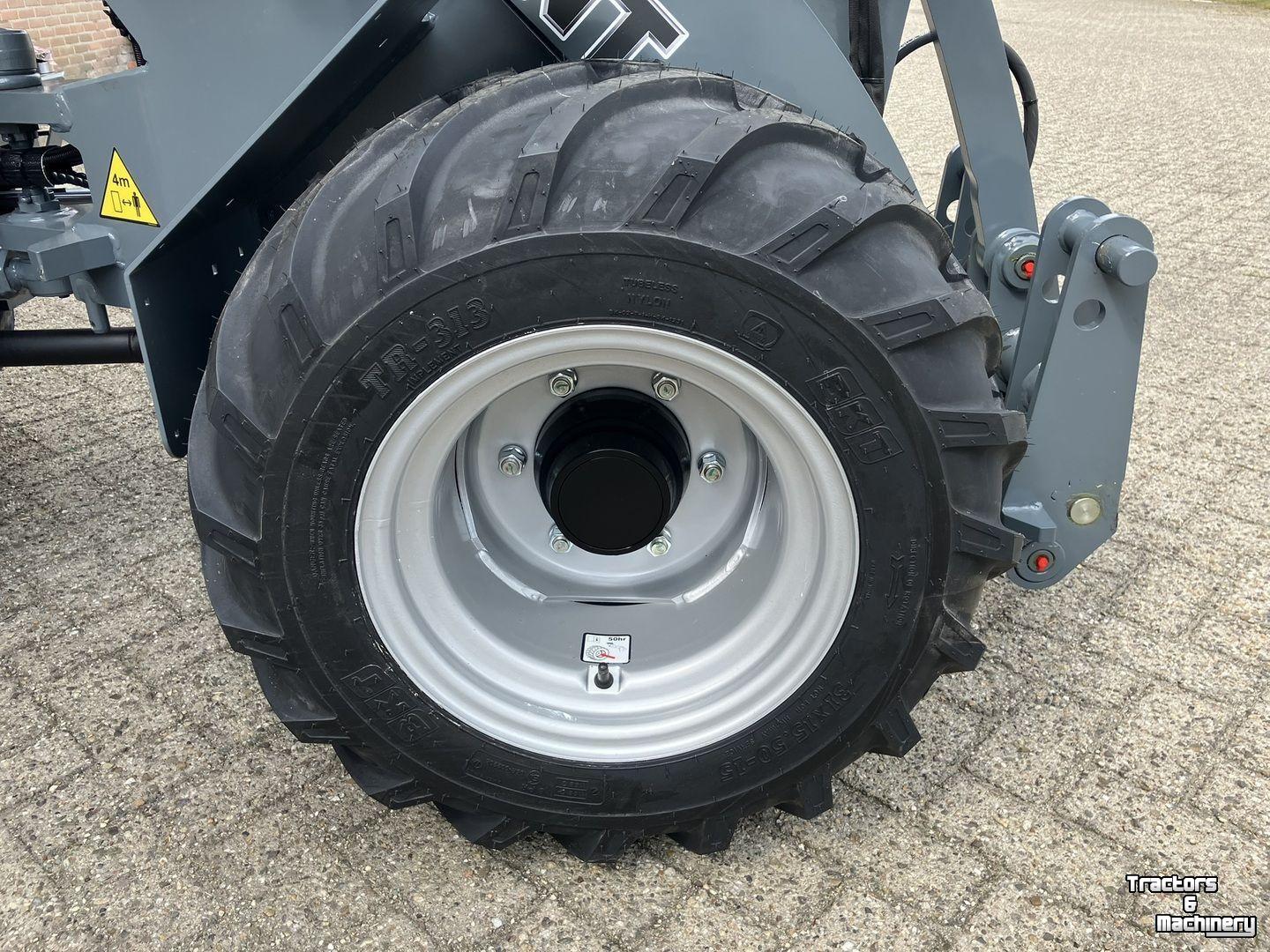 Shovel / Wiellader / Kniklader Giant G2300 HD