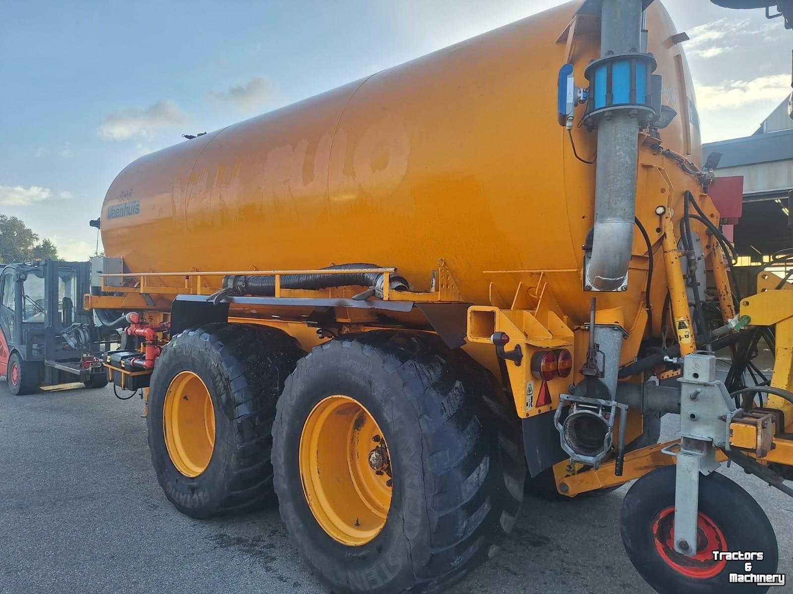 Mesttank Veenhuis VTW 24 met VMA 570
