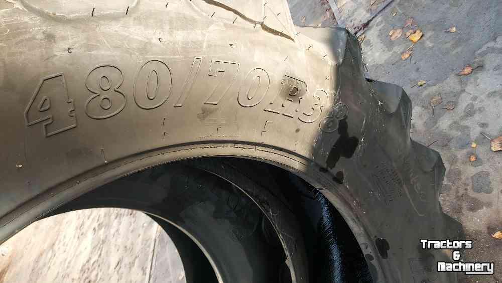 Wielen, Banden, Velgen & Afstandsringen BKT 480/70R38