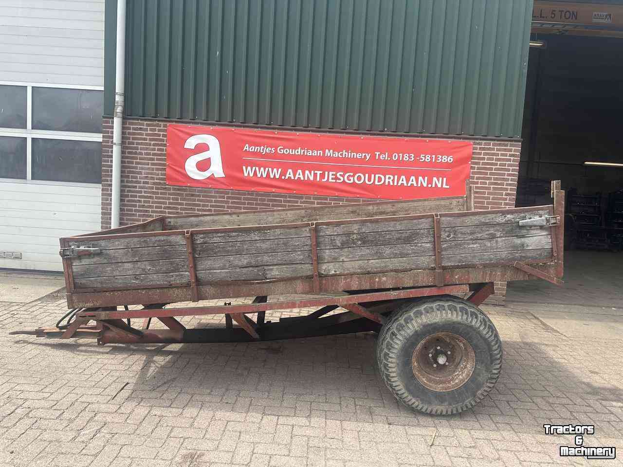 Kipper / Kiepwagen / Landbouwkipper  Kieper / Kipwagen / Kipper