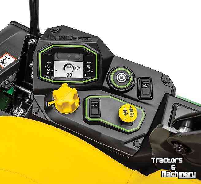 Zitmaaier John Deere Z370R