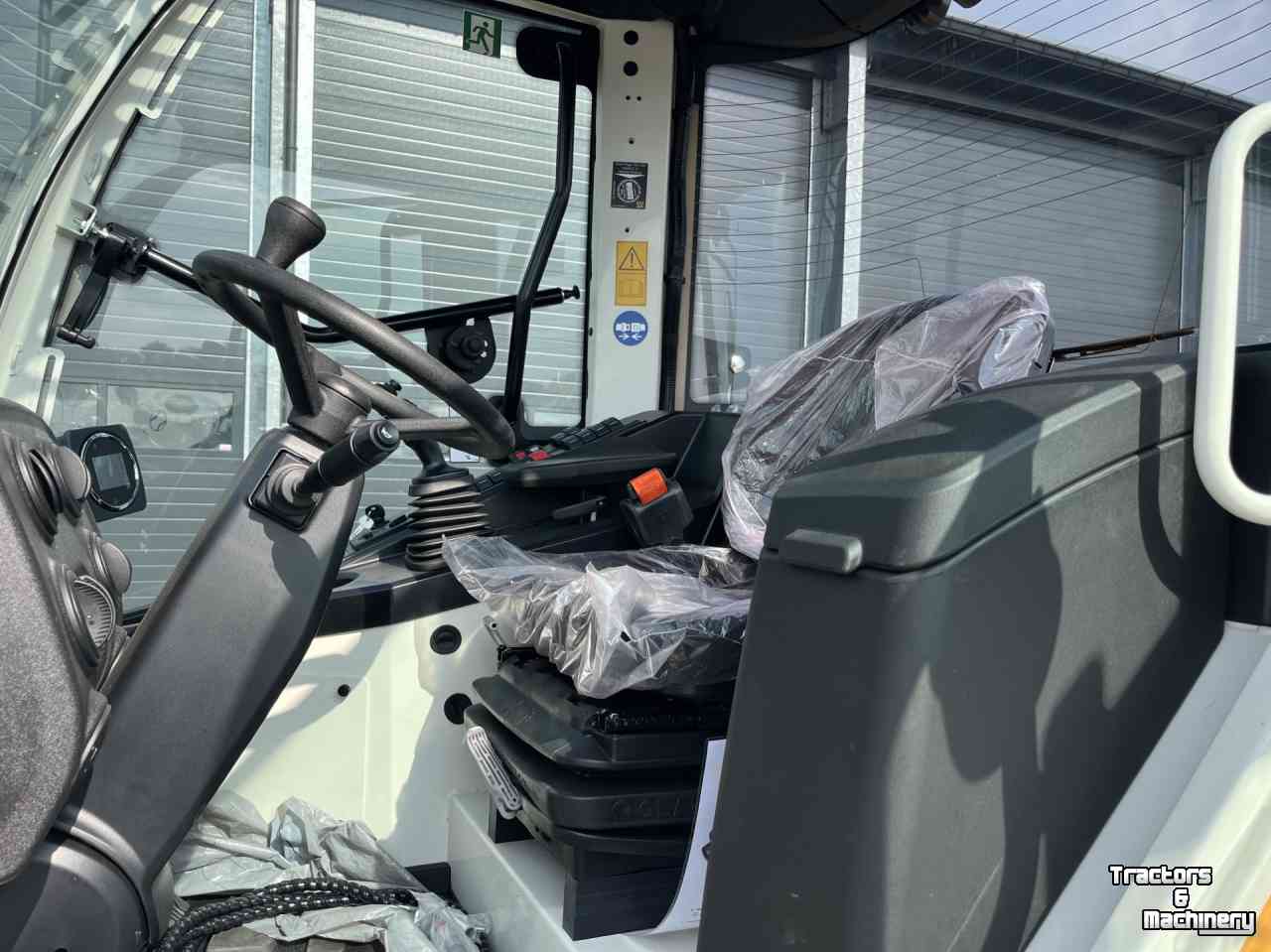 Shovel / Wiellader / Kniklader Liebherr 508 COMPACT