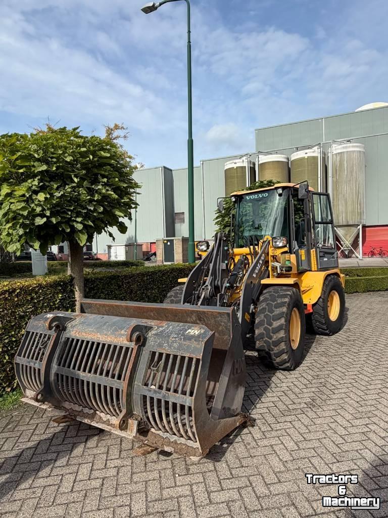 Shovel / Wiellader / Kniklader Volvo wiellader L35GT