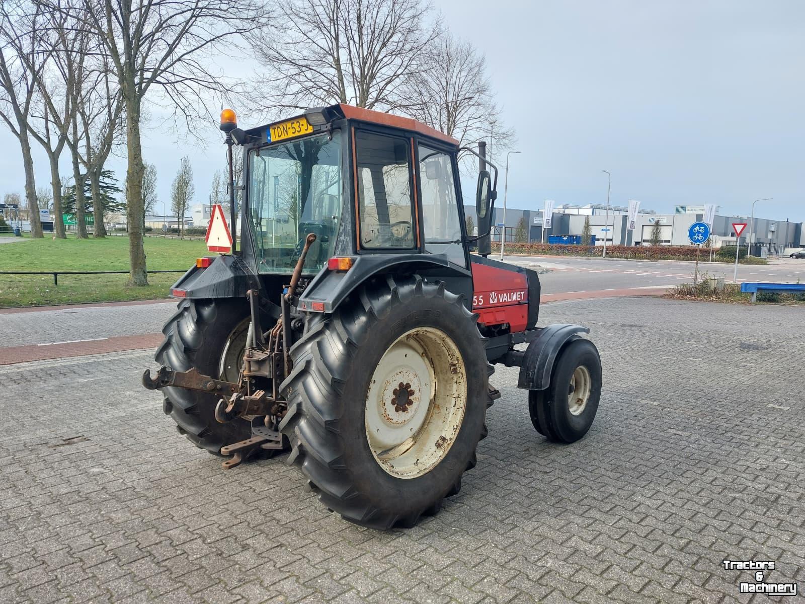 Tractor / Trekker Valtra 455
