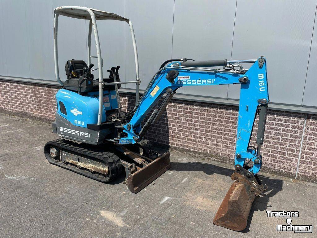 Mini-graver / Mini-graafmachine Messersi M-16U