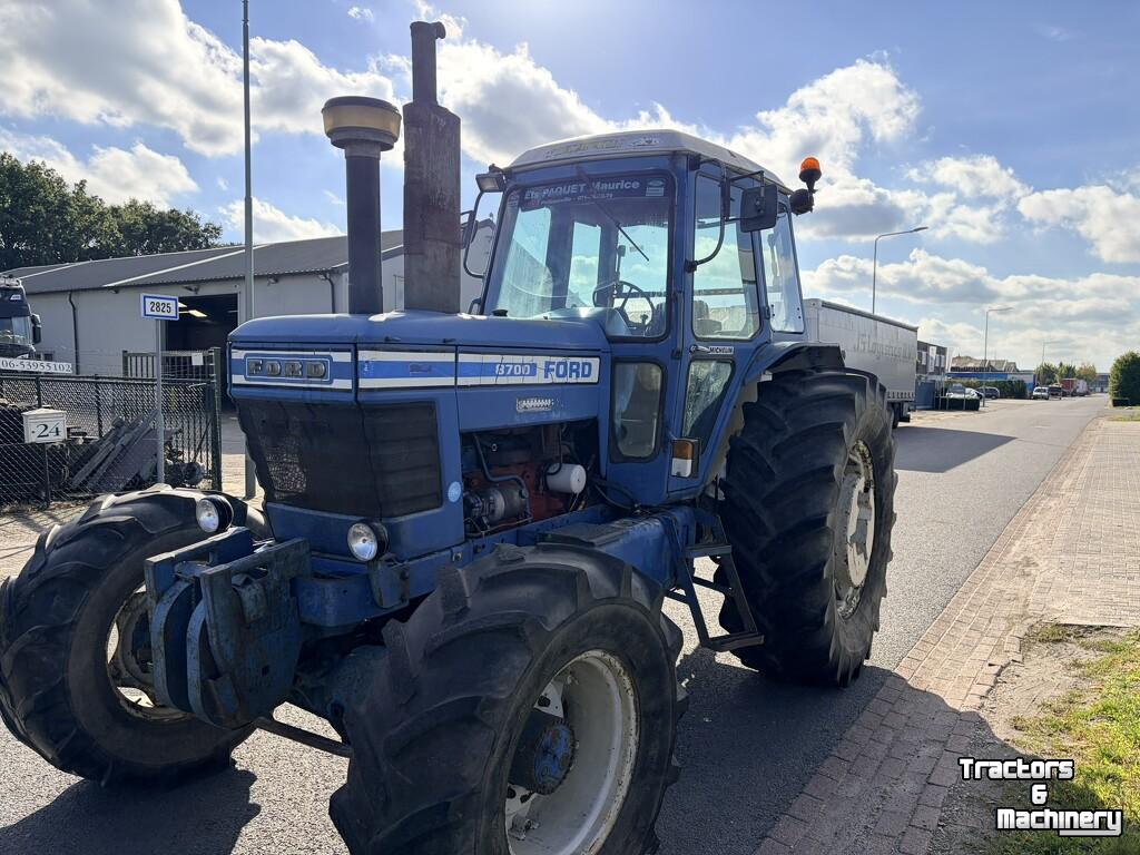 Tractor / Trekker Ford 8700