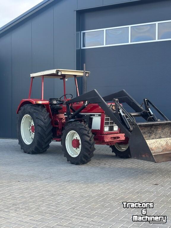 Tractor / Trekker Case 844
