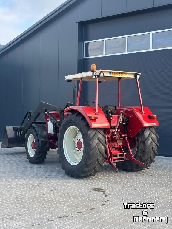 Tractor / Trekker Case 844