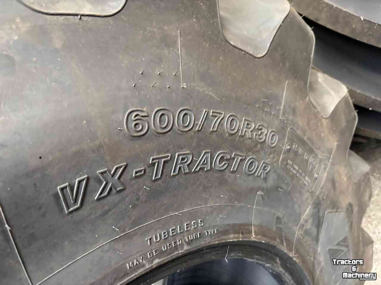 Wielen, Banden, Velgen & Afstandsringen Bridgestone 600/70R30  710/70R42