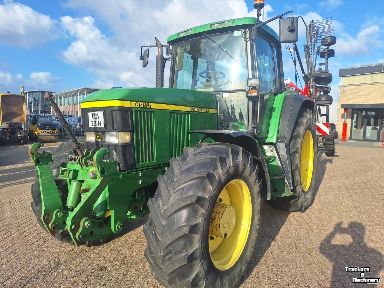 Tractor / Trekker John Deere 6910 Auto Power