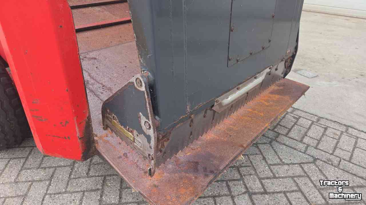 Voeruitkuilwagen Trioliet UKW5000