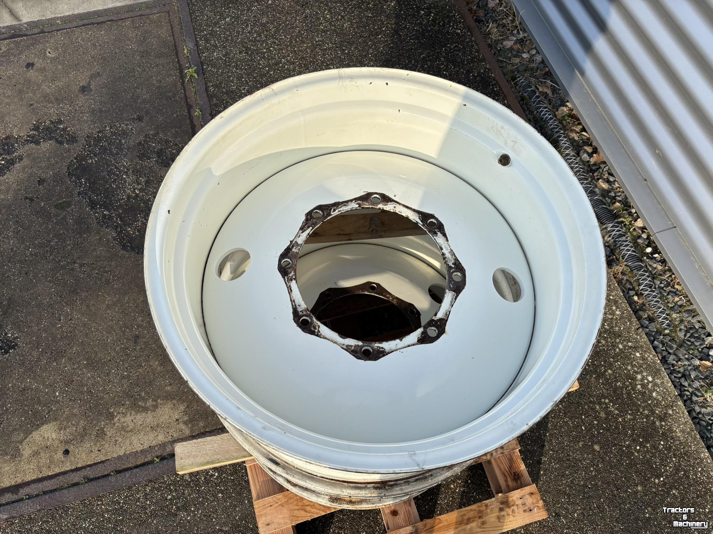 Wielen, Banden, Velgen & Afstandsringen  DW14x28 Velgen