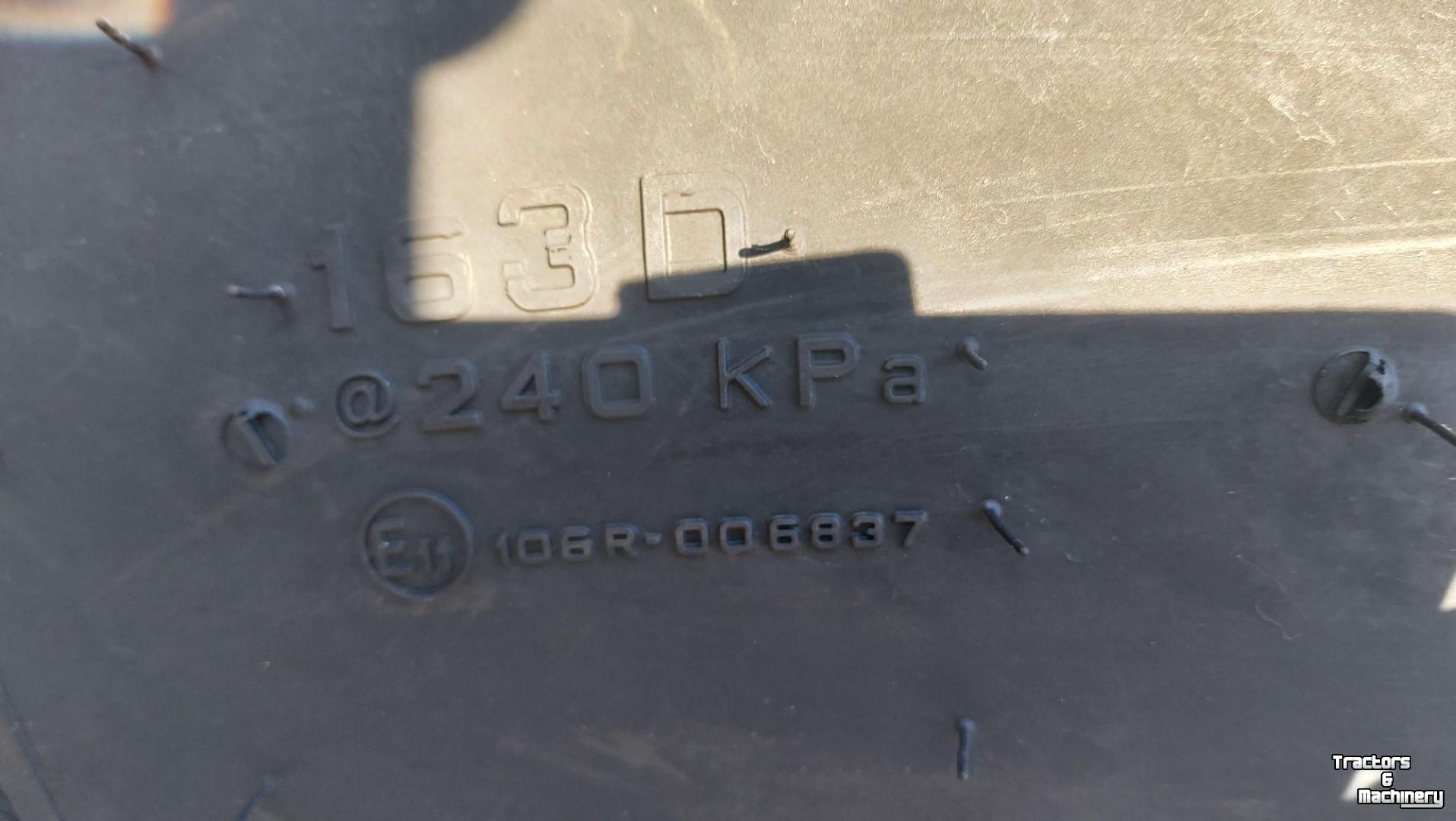 Wielen, Banden, Velgen & Afstandsringen  SET  BANDEN 650/65R38