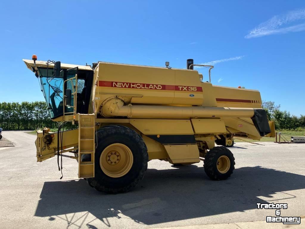 Maaidorser / Combine New Holland TX 36