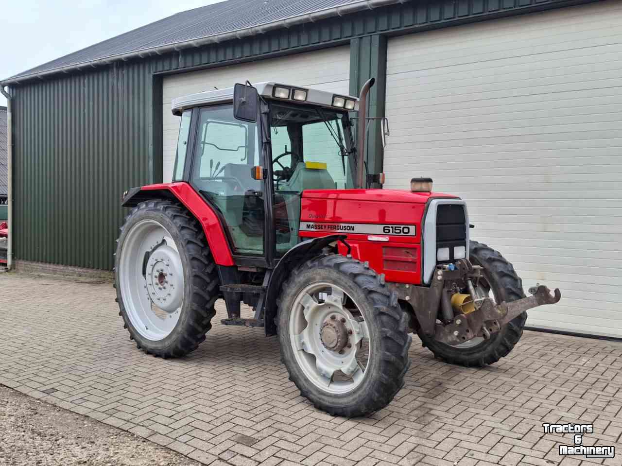 Tractor / Trekker Massey Ferguson 6150 Dynashift
