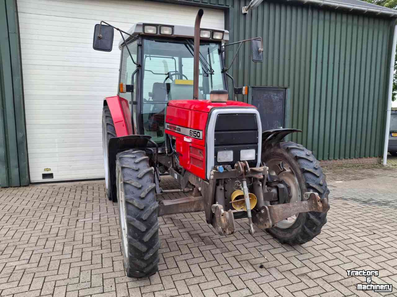 Tractor / Trekker Massey Ferguson 6150 Dynashift