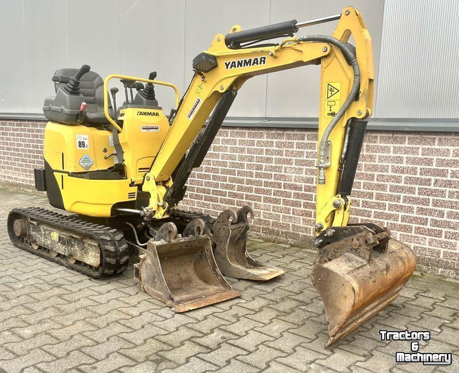 Mini-graver / Mini-graafmachine Yanmar VIO12