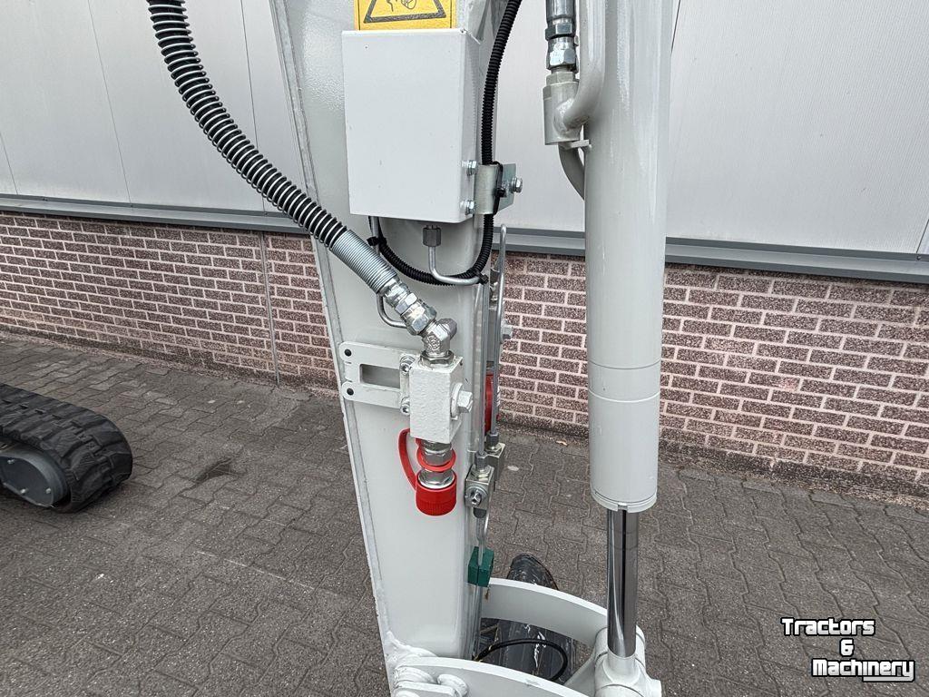 Mini-graver / Mini-graafmachine Takeuchi TB225