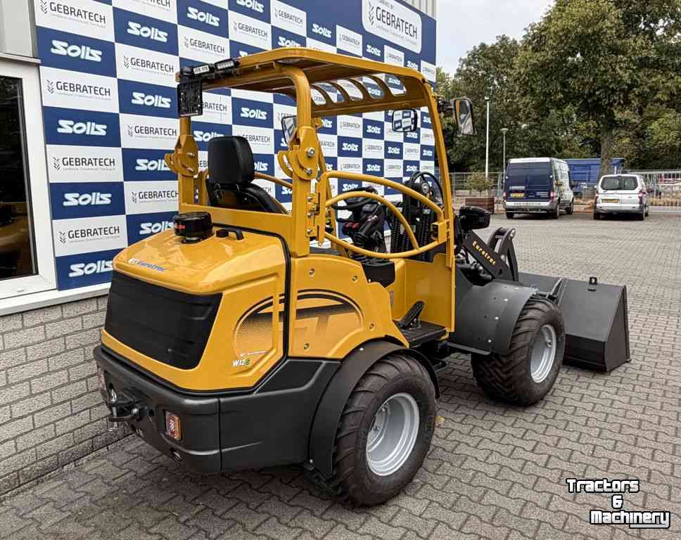 Shovel / Wiellader / Kniklader Eurotrac w12 €325 p/mnd. loader shovel minishovel