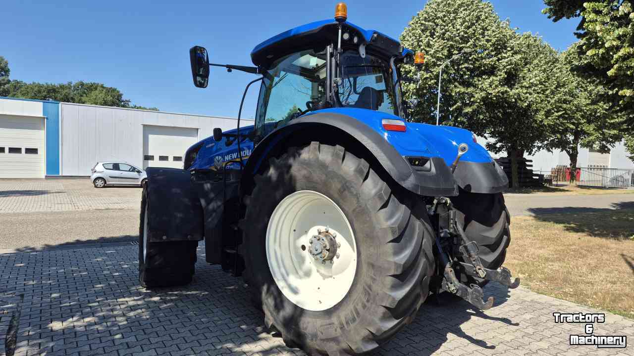 Tractor / Trekker New Holland T7.315 HD AC 40Kmh. Lucht, Fronthef, geveerde vooras en cabine.