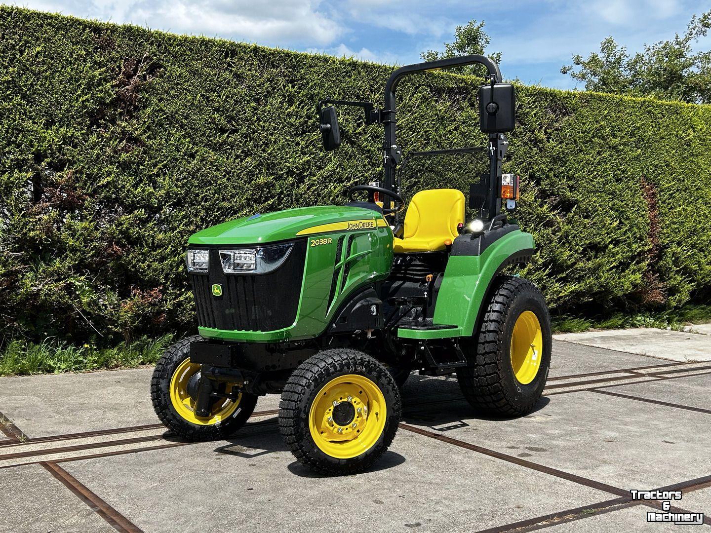 Smalspoor tractor John Deere 2032R