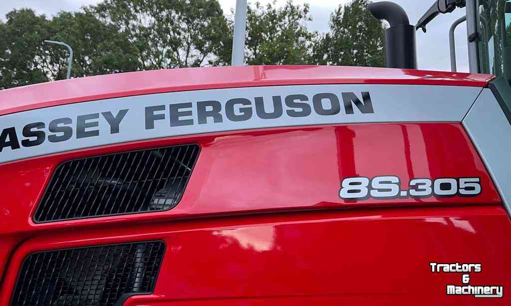 Traktoren Massey Ferguson 8S.305 Dyna-VT Exclusive Tractor Demo