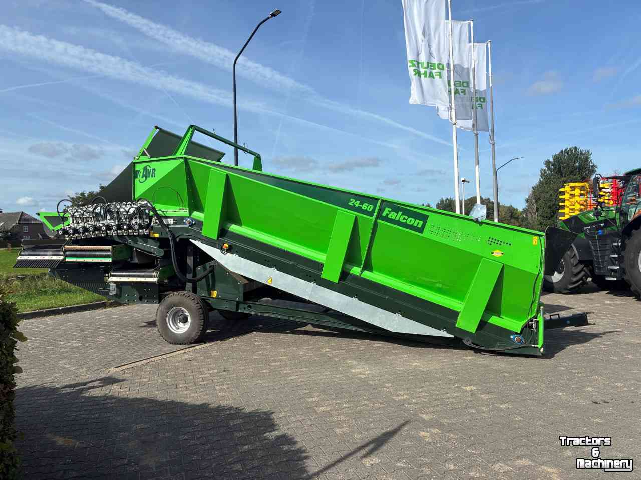 Stortbak AVR Falcon 24-60 incl voorsorteerder
