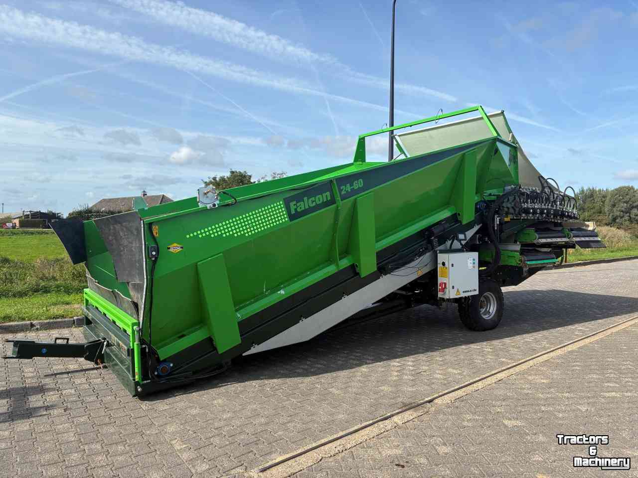 Stortbak AVR Falcon 24-60 incl voorsorteerder
