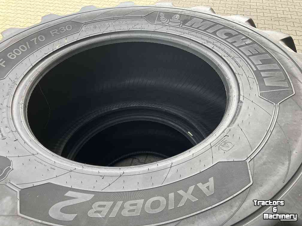 Wielen, Banden, Velgen & Afstandsringen Michelin MIchelin Axiobib 2 VF 600/70 X 30