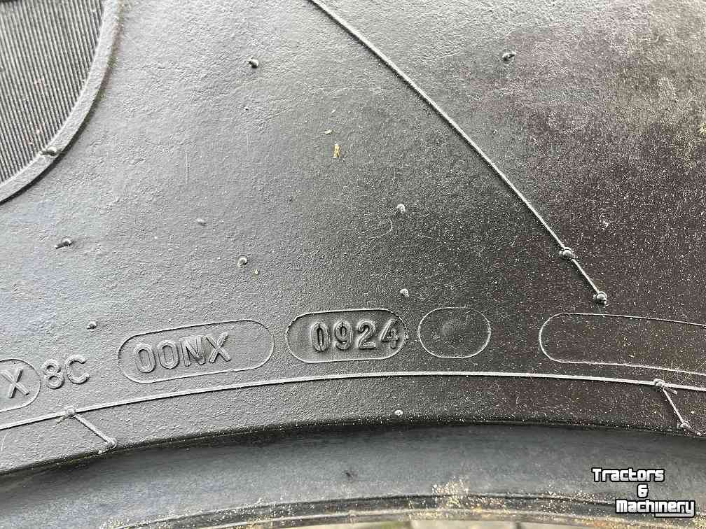 Wielen, Banden, Velgen & Afstandsringen Michelin MIchelin Axiobib 2 VF 600/70 X 30