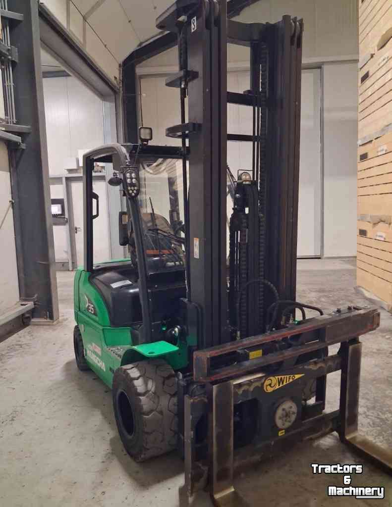Schudder Hangcha CPD 35 Lithium grootste accu 404 Ah!