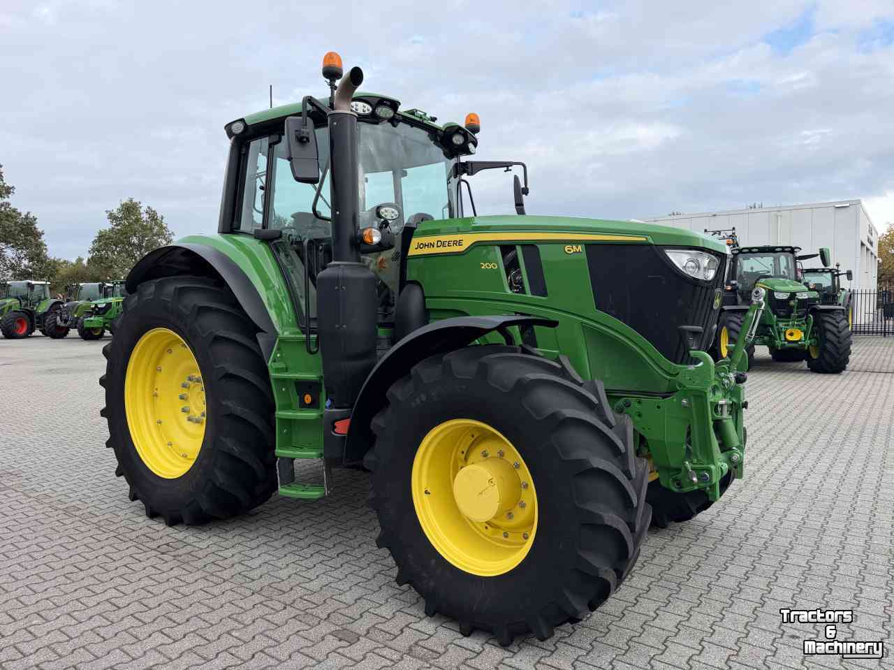 Tractor / Trekker John Deere 6M200 AP 50KM 2025 795 UUR AUTOTRAC-READY + G5-DISPLAY DEMO!!!