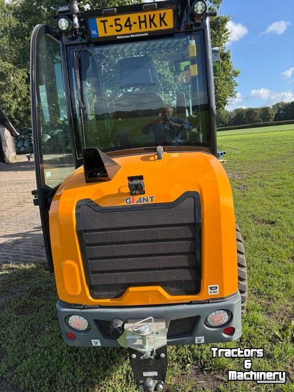 Shovel / Wiellader / Kniklader Giant G2700HD+ xtra CAB