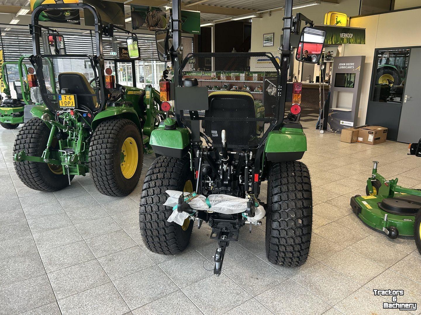 Smalspoor tractor John Deere 2032R