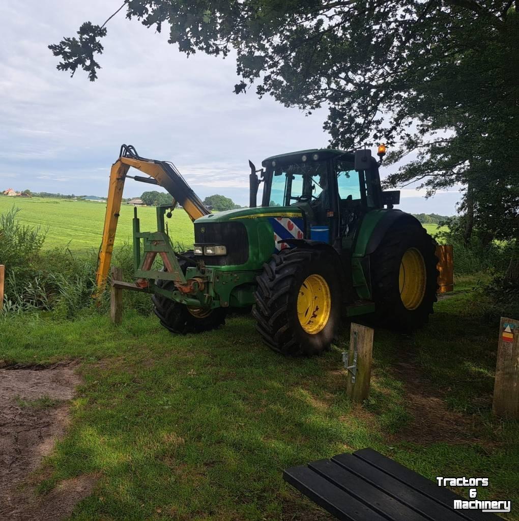 Tractor / Trekker John Deere 6820 / BOS arm