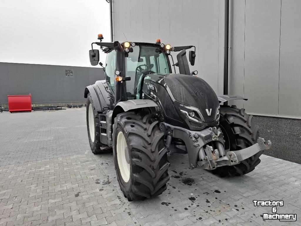 Tractor / Trekker Valtra T 215 Direct Twintrac