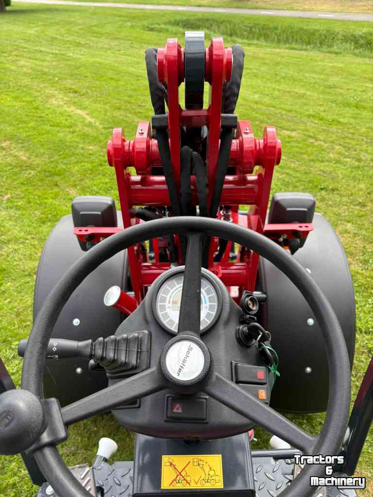 Shovel / Wiellader / Kniklader Schäffer 2630-2