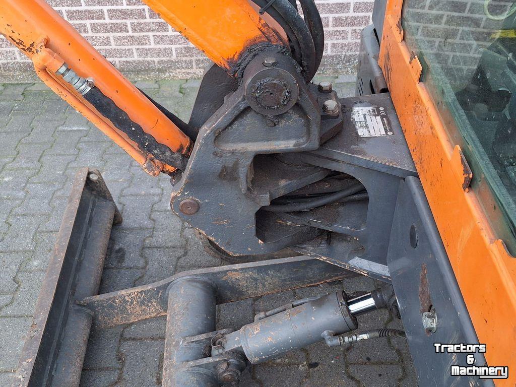 Mini-graver / Mini-graafmachine Doosan DX30Z