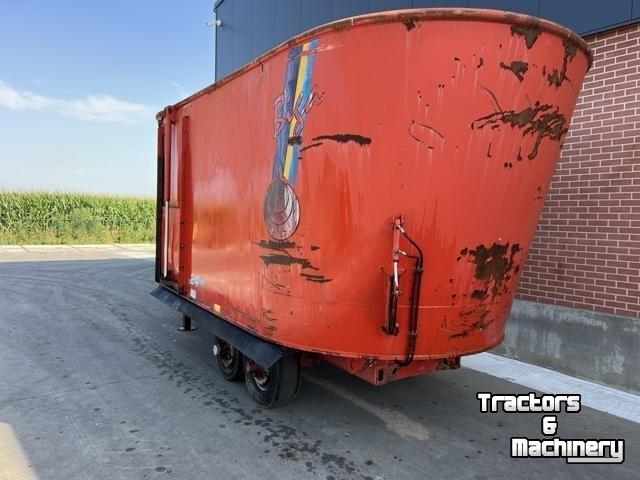 Voermengwagen Peecon 24m³