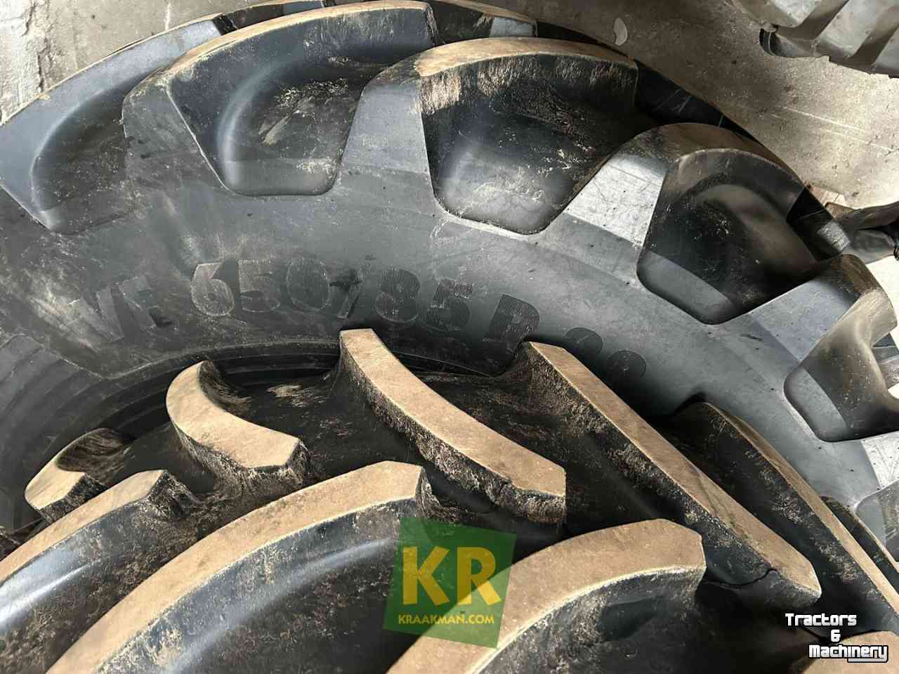 Wielen, Banden, Velgen & Afstandsringen Vredestein 650/85R38 en 600/70R28