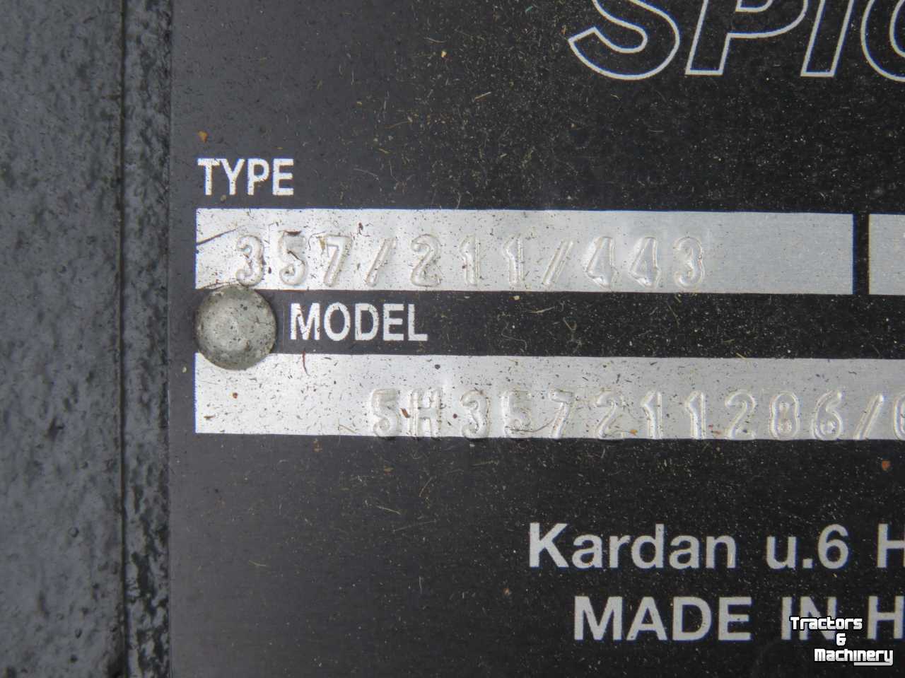 Verreiker New Holland Vooras LM5030 / LM525 compleet DANA SPICER 357/211/443 Parts nr:84555411