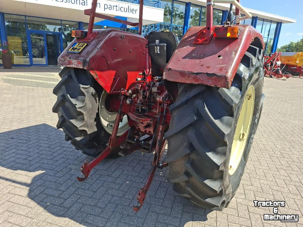 Tractor / Trekker International INTERNATIONAL 744