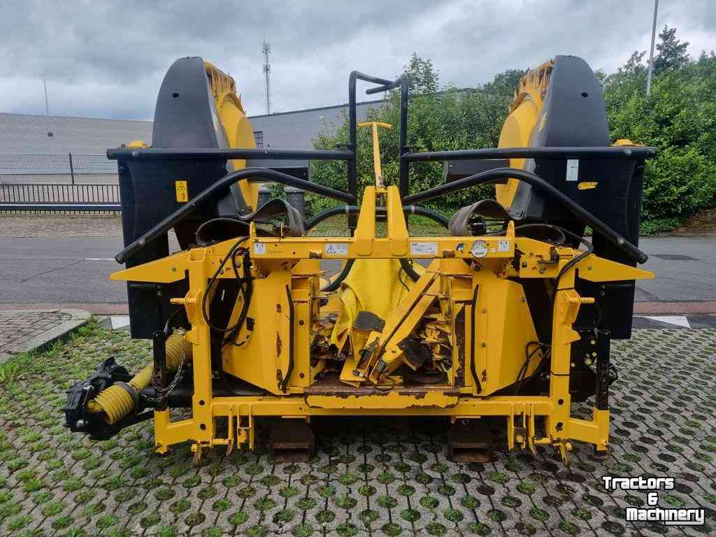 Maisbek New Holland 600 BFIE
