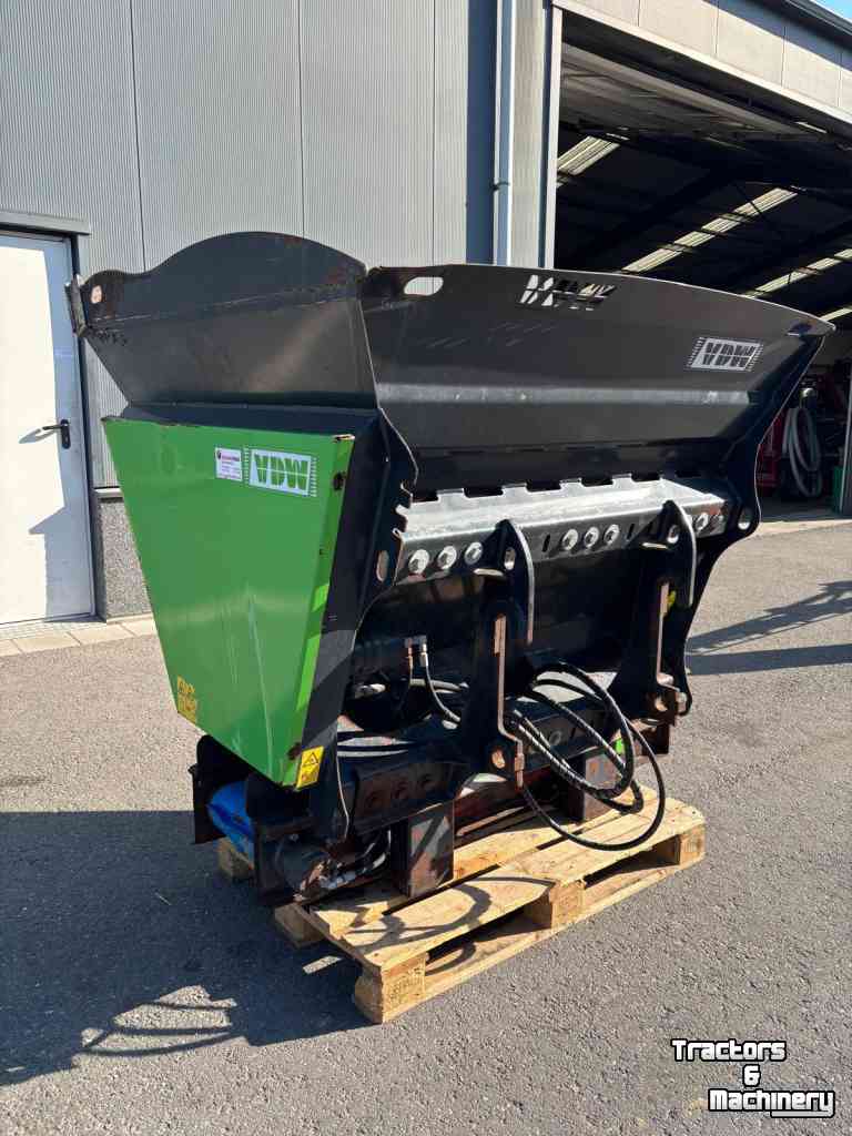 Zaagselstrooier voor boxen VDW Bedding Master XL 150