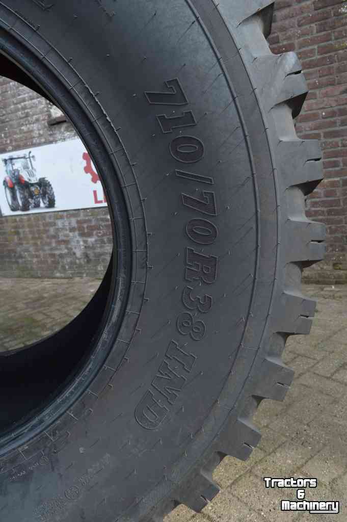 Wielen, Banden, Velgen & Afstandsringen BKT ridemax 697 710/70r38 90%